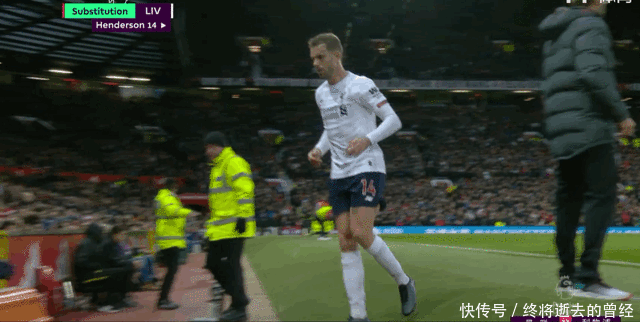 里夫斯：詹姆斯投了那个球人们会骂他该传，传了又说他该投