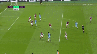 女足莱曼分享家中被盗后一片狼藉：下次请顺便帮我打扫一下