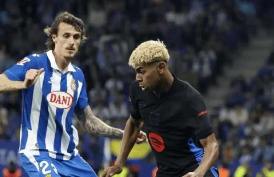 中超：武汉三镇2-0战胜上海申花