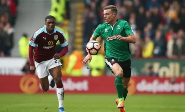 日职乙半场：板仓健太破门被吹，水户蜀葵暂0-0大分三神