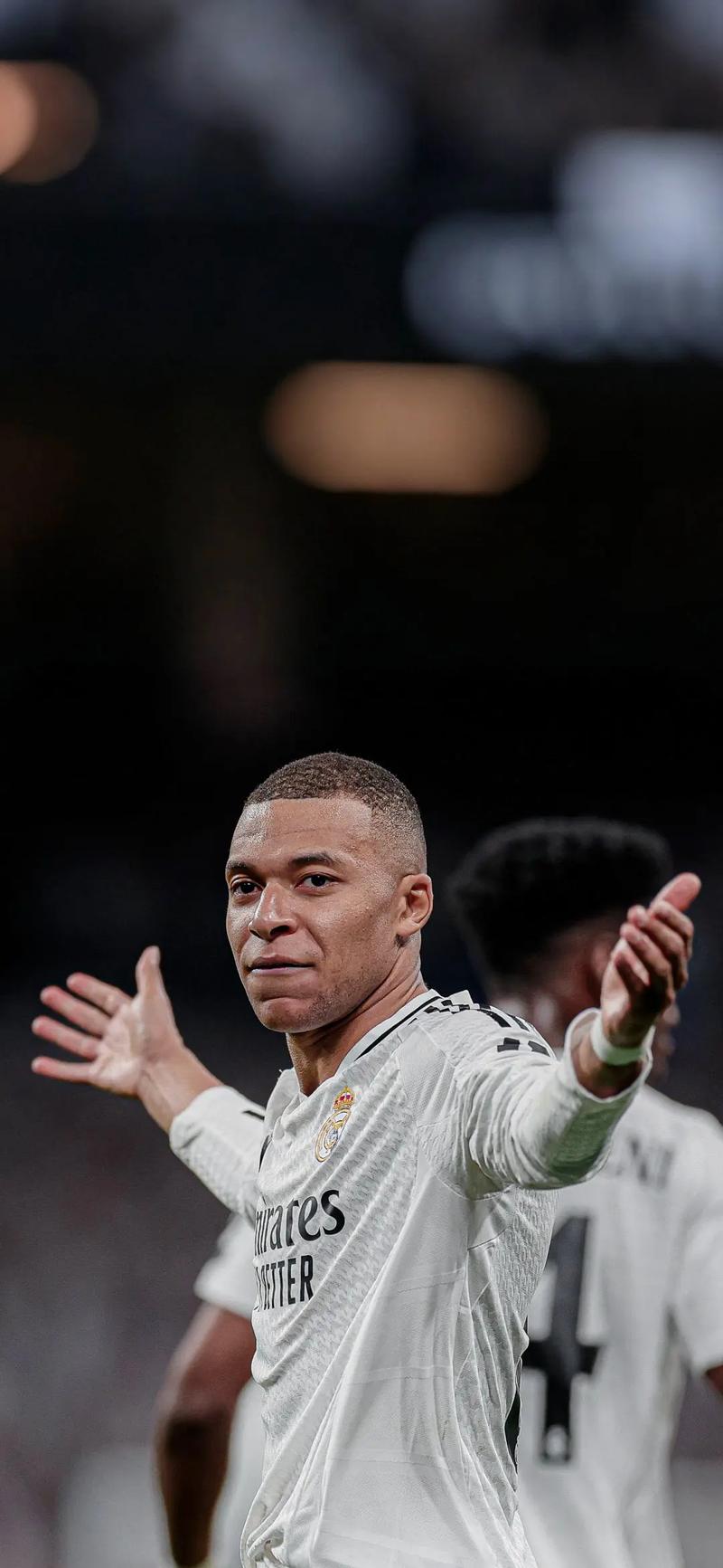 19投狂轰38分7助！女篮后卫线又杀出一王牌：宫鲁鸣这次看走眼了