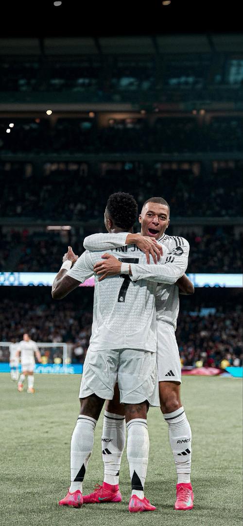 杨铭锐：对手表现得很好；自己的进球要感谢所有队友的努力